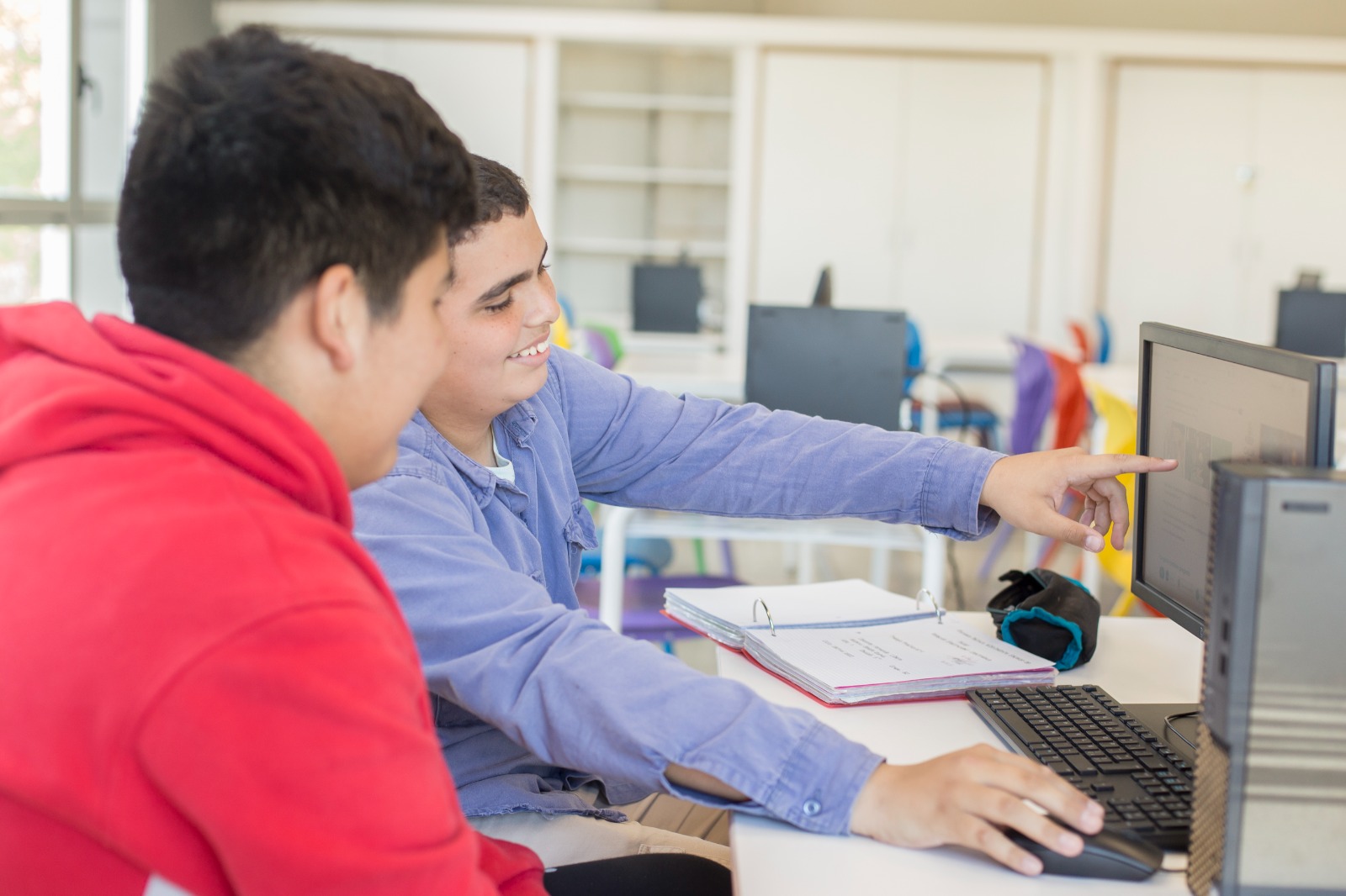 Alumnos de los últimos años del secundario podrán inscribirse en "Aprendé Programando"