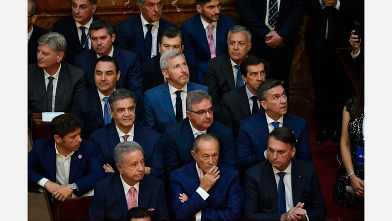 Frigerio presente en las asunciones de Milei, Pullaro y Romero