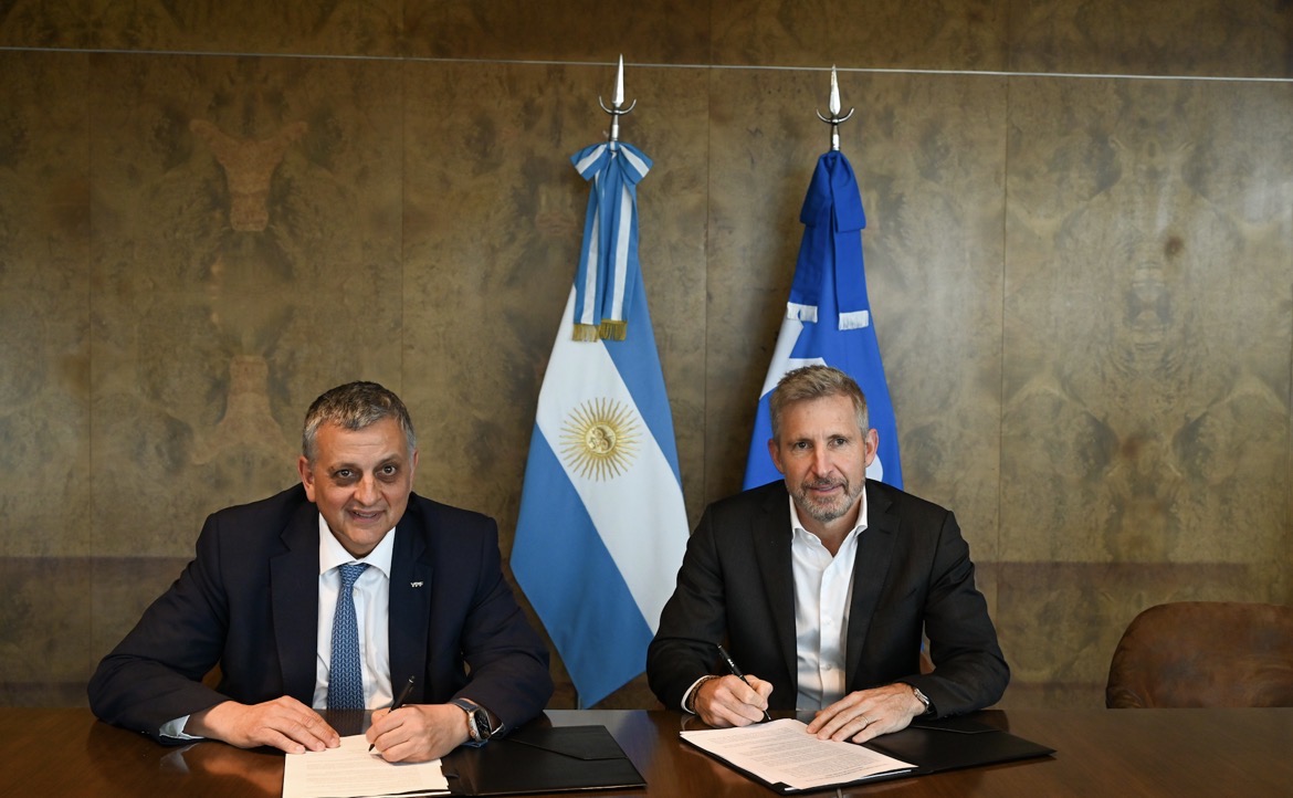 Entre Ríos e YPF sellaron un acuerdo para potenciar la logística y sumar inversiones